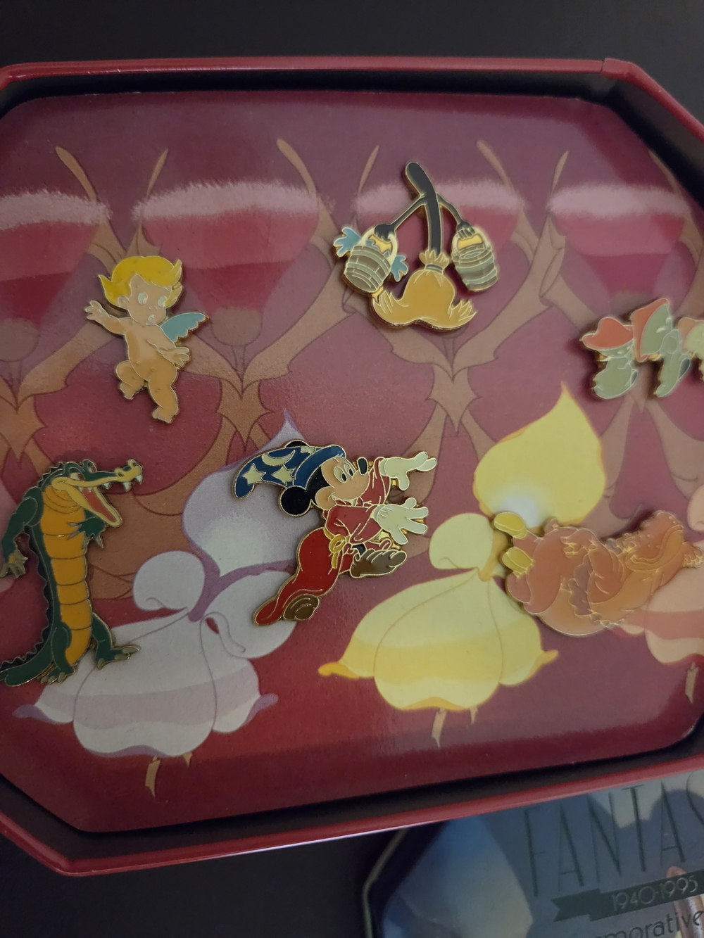 Vintage New Disney Fantasia Commemorative Pin Set In Original Tin Multicolor - Picture 4 of 9
